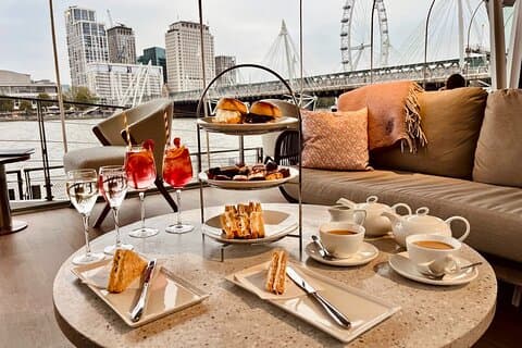 London : Nachmittagstee-Erlebnis in der Clipper Lounge