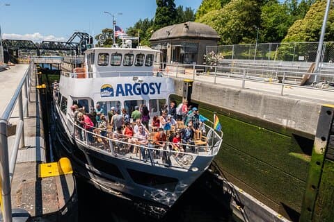Cruzeiro Seattle Locks