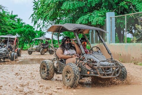 Avventura in dune buggy a Punta Cana: Esplora la spiaggia di Macao