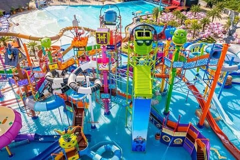 Columbia Pictures Aquaverse Pattaya Option Transfert