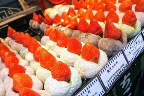 Tokyo Food Adventure: Street food, cucina Teppanyaki, santuario ecc