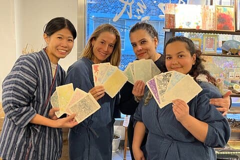 【Tokyo/Asakusa】Esperienza tradizionale giapponese nella produzione della carta Washi