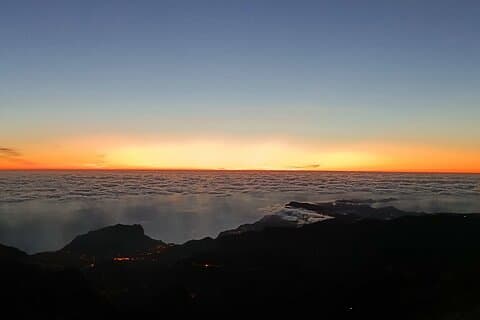 Privat tur fra 0 til 1818 meter til Pico Do Arieiro solopgang