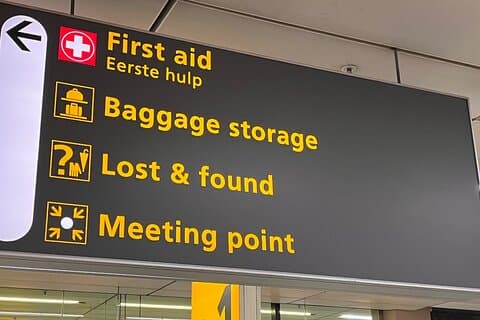 Private Roundtrip Transfer Schiphol Airport to Amsterdam