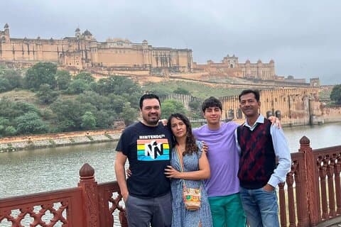 Excursion privée d'une journée complète à Jaipur avec guide et voiture AC