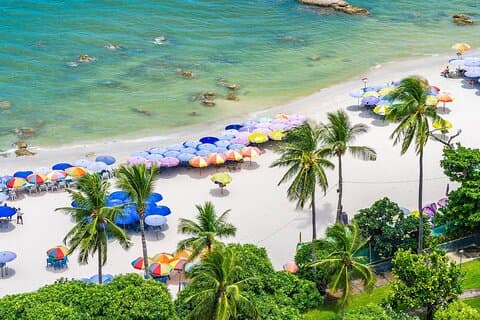 Excursão de um dia em Hua Hin saindo de Banguecoque – Praia, templos e mercados locais