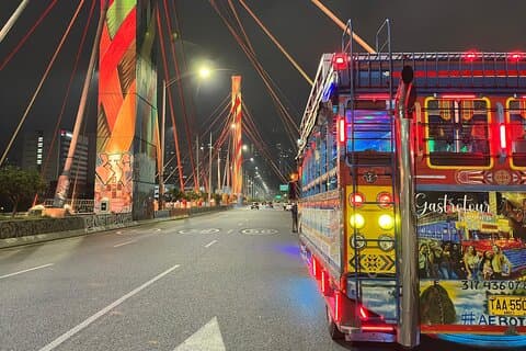メデジンのチバ・ルンベラとガストロツアー