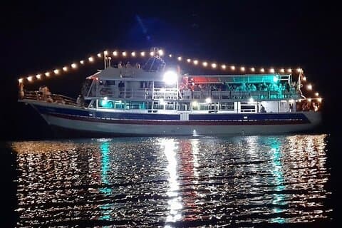 San Andres Bay Yacht Rumba Tour with Bar Libre