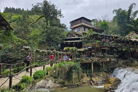 Privé autotrip naar Cat Cat, Alpine Coaster en Moana Café