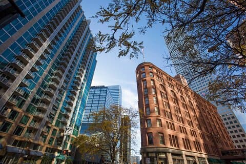 Denver Scavenger Hunt & Highlights Self-Guided Audio Walking Tour