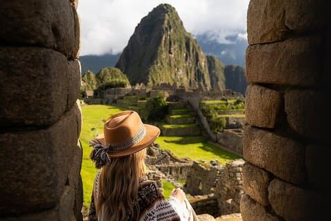 Lima Ica Sacred Valley MachuPicchu 8 Days Plus Hotel 3-sterren