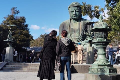 Hellige giganter og skjulte grotter: En Kamakura reise gjennom tiden