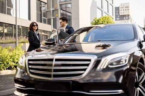 Trasferimenti privati VIP Atene: Aeroporto, Porto, Hotel e Intercity