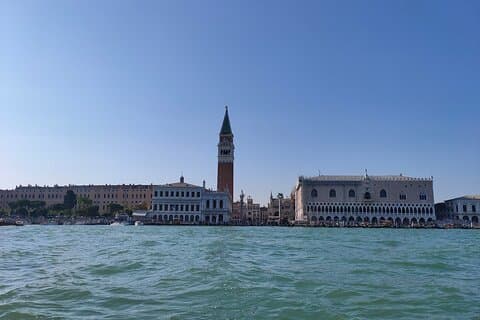 Private Bootstour von Chioggia nach Venedig mit Glassfactory-Besuch