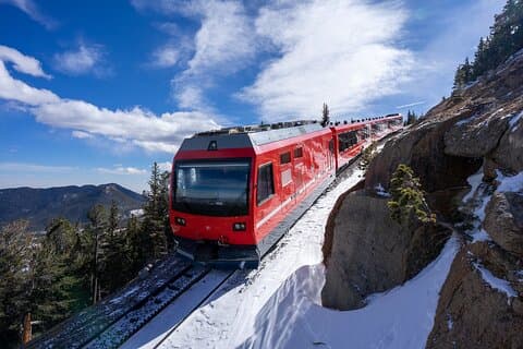 Private Pikes Peak COG Railway, Manitou y el jardín de los dioses