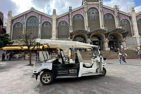 Valencia : Visita el Centro Histórico de Valencia en Tuk Tuk