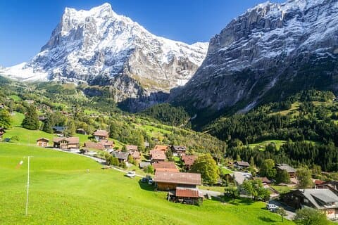 Private Car Tour to Interlaken, Grindelwald and Lauterbrunnen