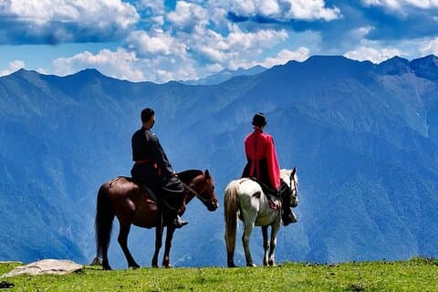 2 days on horseback in Tibetan land – Private from Chengdu