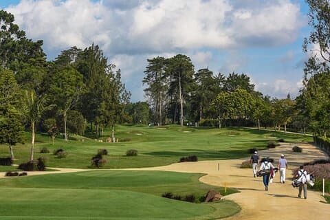 9 Holes Experience in Medellin