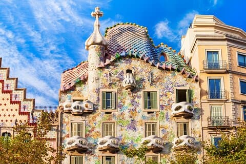 Casa Batlló Fast Track Tour avec Gaudí Cube 360° Experience