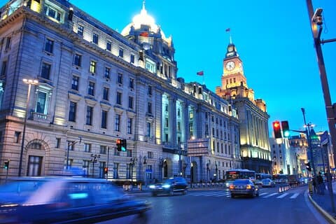 Shanghai Bus Tour: Yu Garden, Chenghuang, Zhujiajiao Vandby, Bund