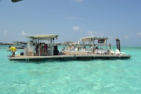Full Day Tour to Ibiza Floating Bar Island in San Andres
