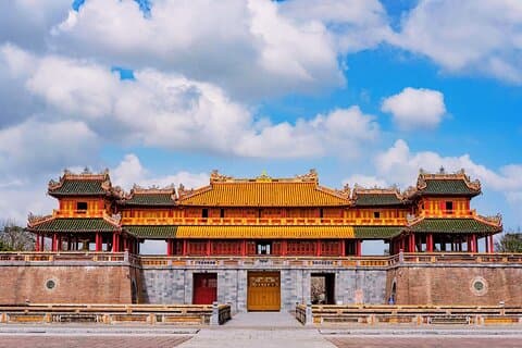 Hue City Tour in Imperial Citadel, Tombs and Pagoda
