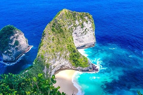 Private 2 Wochen Indonesien Flitterwochen mit romantischer Bali Insel