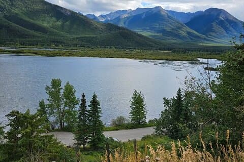 Traslado privado desde Banff a Calgary o Aeropuerto de Calgary
