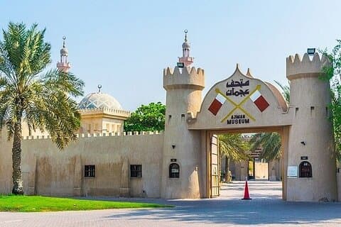 Tour privato di 6 Emirati in un giorno da Dubai
