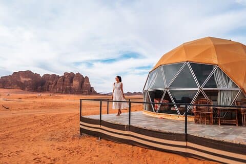 Vijfdaagse tour naar Aqaba, Petra, wadi rum, Dode zee, Doop, Nepo