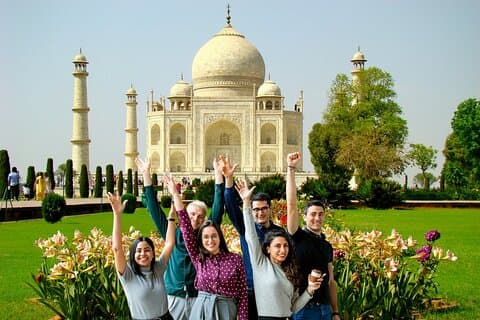 Tour dello stesso giorno del Taj Mahal in auto da Delhi