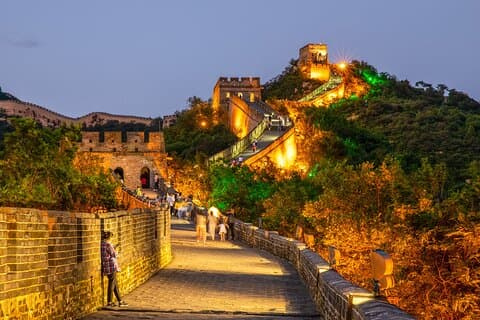 Badaling Great Wall Tour noturno privado com exposições de luz e cultura