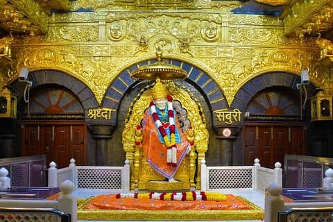 Private Shirdi with 3 Jyotirlinga Darshan Tour saindo de Mumbai