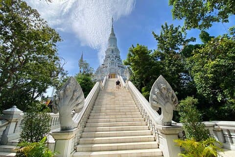 Phnom Penh - Siem Reap Oudongk Sambor Prei Kuk Transfer Tagesausflug