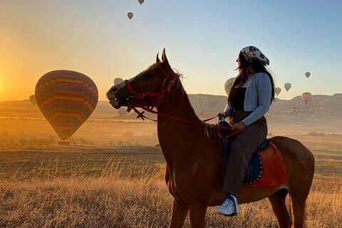 Visite guidée à cheval des cheminées de fées en Cappadoce