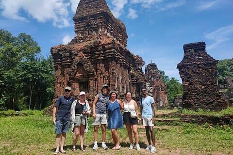 Journée complète au sanctuaire de mon fils et visite de la ville antique de Hoi An