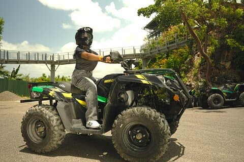 Mystic Mountain Bobsled-Raggamuffin, Zipline, ATV och Dunn's River