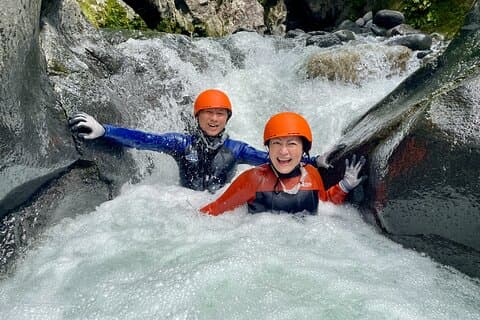 Shizuoka: Kliff Canyoning near Mt. Fuji