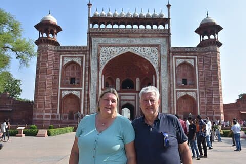 Private Taj mahal ( solopgang / solnedgang ) Agra overnatningstur