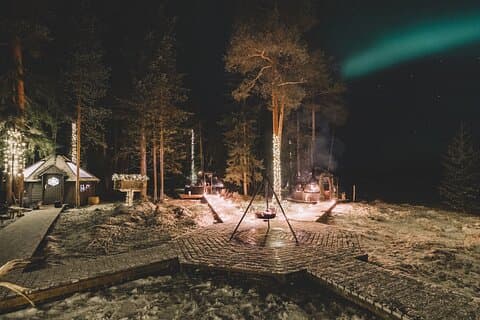 VIP Cena de ensueño en el Ártico Experiencia privada de vidrio Iglú y Aurora