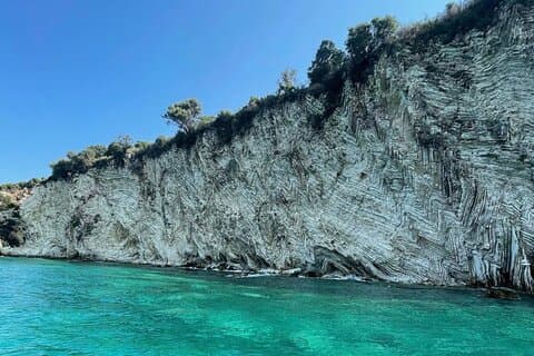 Saranda Excursion en bateau à Hidden Bays et Kroreza avec tuba