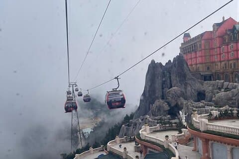 Opplev Ba Na Hills og Golden Bridge Day Tour fra Da Nang
