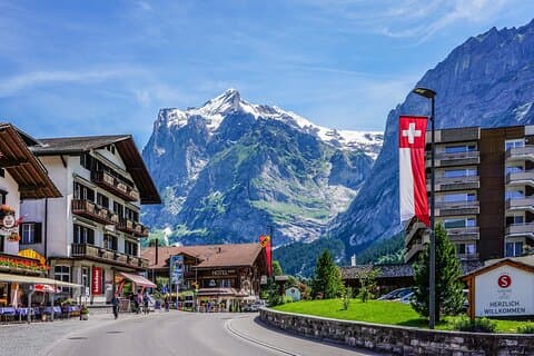 Gita privata di un giorno a Interlaken Grindelwald e Lauterbrunnen