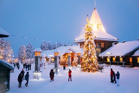 Kemijärvi Insider: Guided Santa Claus Village Tour in Rovaniemi