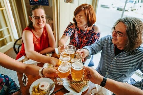 プライベートピルセン日帰り旅行: ピルスナービール発祥の地を発見