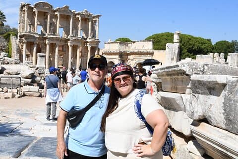 Pedras Sagradas e Cidades Perdidas: Descubra Ephesus em luxo