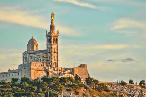 Marseille Old Port til Peak selvguidet vandretur med en app