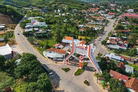 Dien Khanh and Khanh Vinh Cultural and Nature Exploration