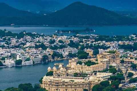 Udaipur sightseeing og bådtur